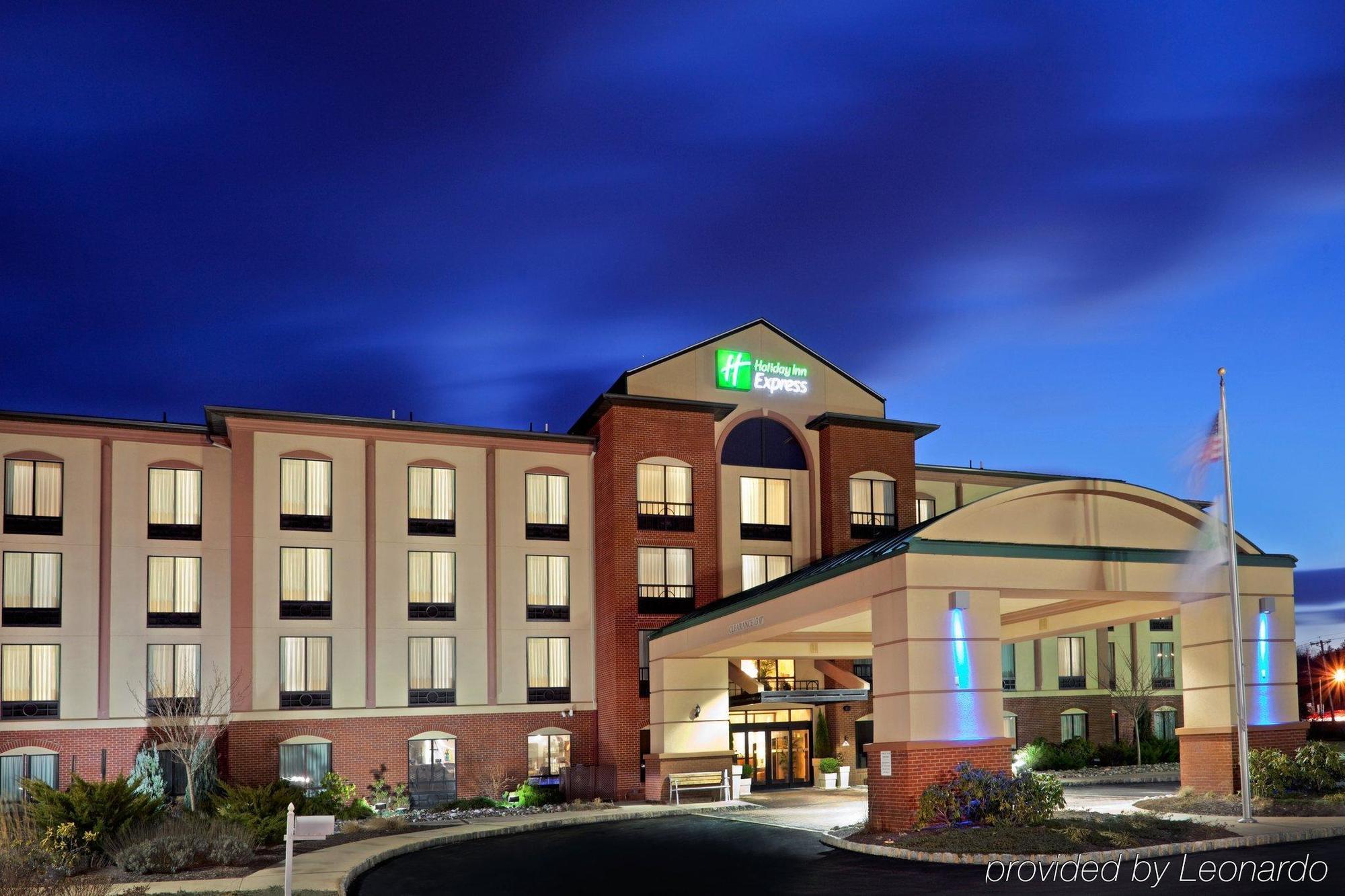 Fairfield Inn & Suites By Marriott Bridgewater Branchburg/Somerville Eksteriør bilde